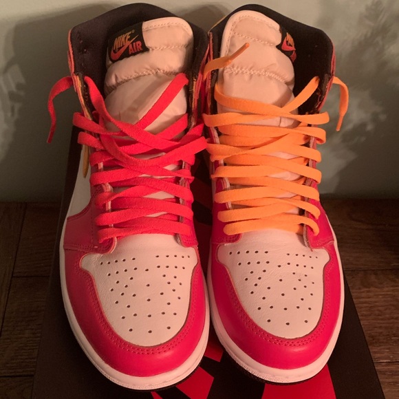 Nike Air Jordan 1 ‘Light Fusion Red’ - Picture 9 of 11
